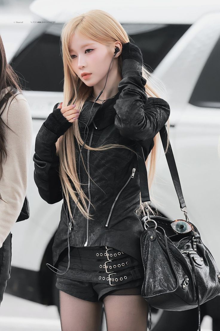 What Korean Girls Wear in Summer in Seoul: Trendy Korean Fashion Guide 2026