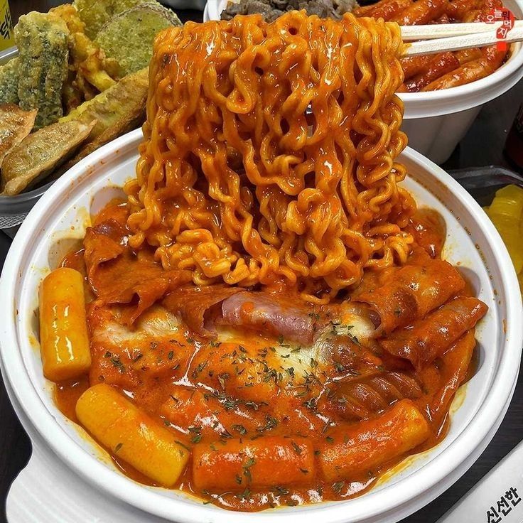 15 Korean Convenience Store Ramyeon Hacks You Need to Try (CU, GS25 & 7-Eleven Guide)