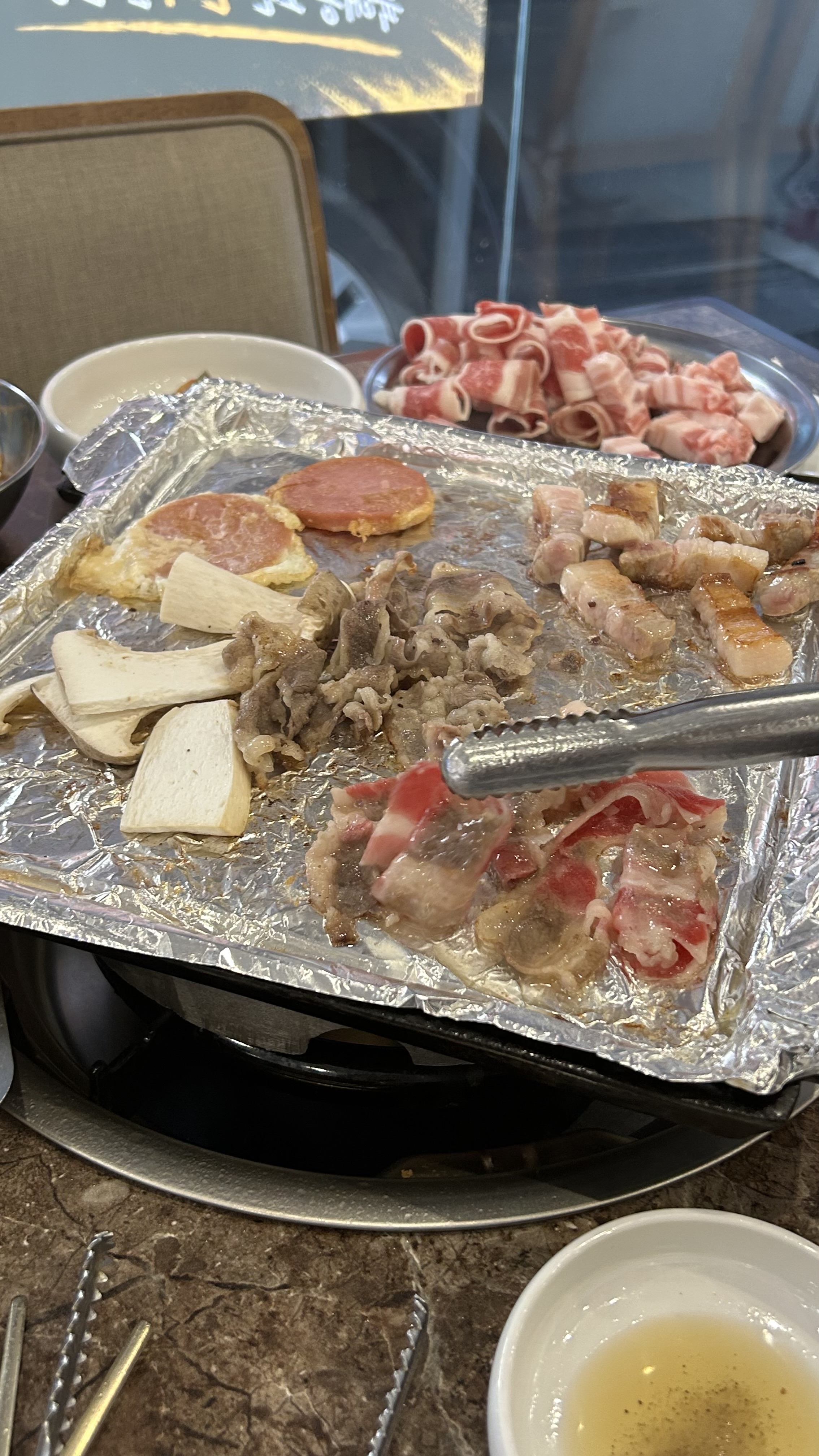 How to Eat Korean BBQ in Seoul: A First-Timer's Guide to KBBQ